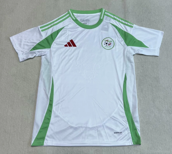 Version supporters 24/25 Algérie à domicile