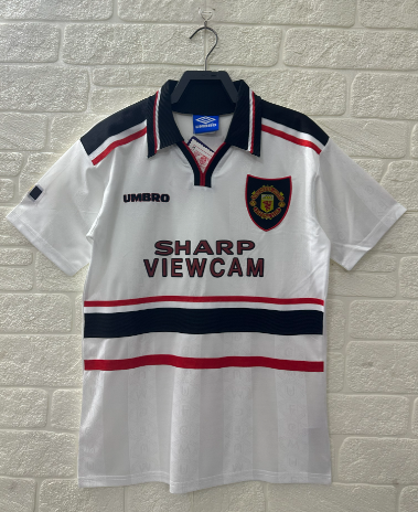 Rétro 1998/99 Manchester UnitedExtérieur