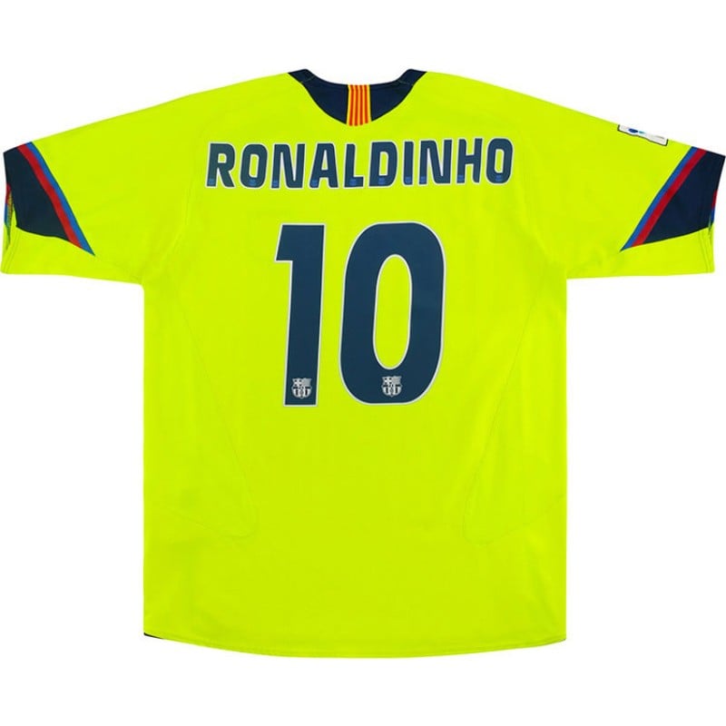 Maillot rétro Ronaldinho 10 extérieur de Barcelone 2005/06