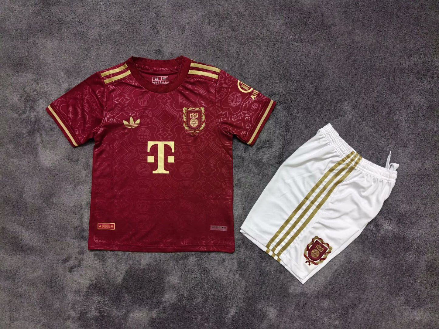 Maillots enfants 25/26 Bayern 125e anniversaire Rouge
