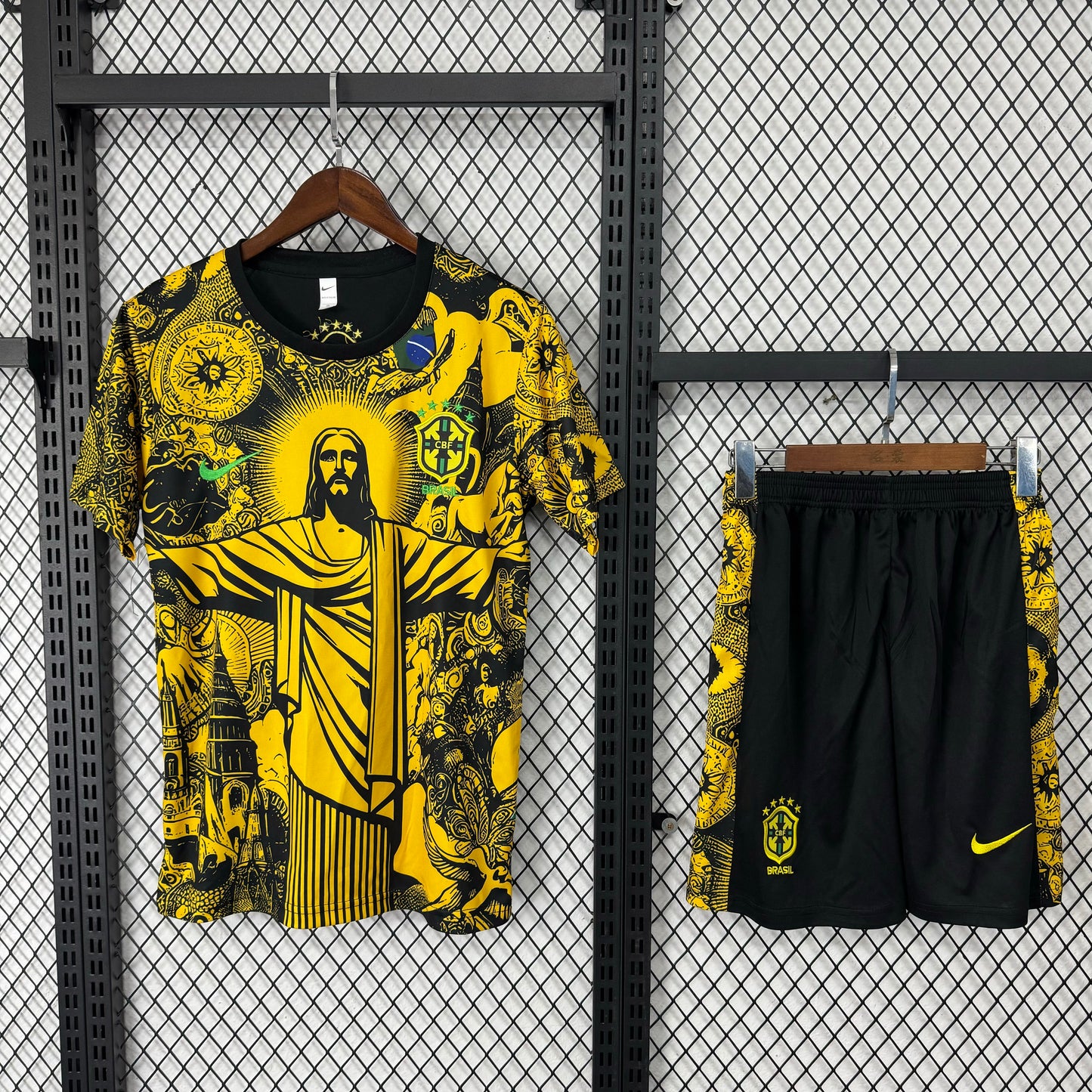 Maillots d'entraînement jaunes du Brésil