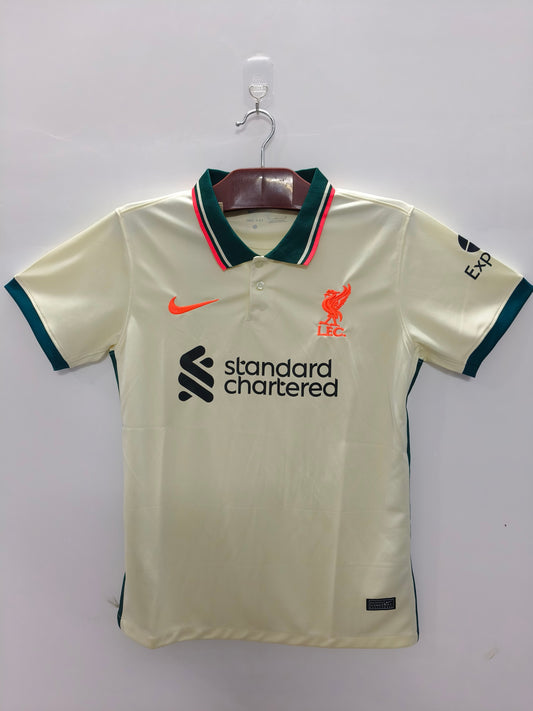 Rétro 21/22 Liverpool extérieur