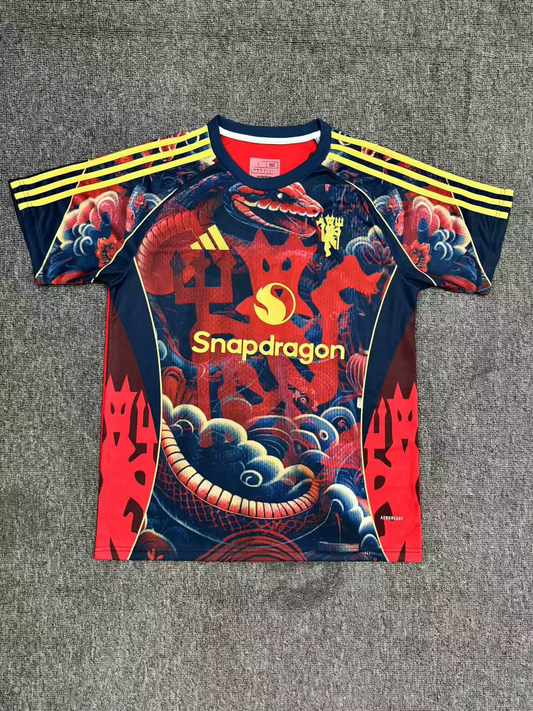 Version Fans 2526Manchester United Snake Year Édition spéciale