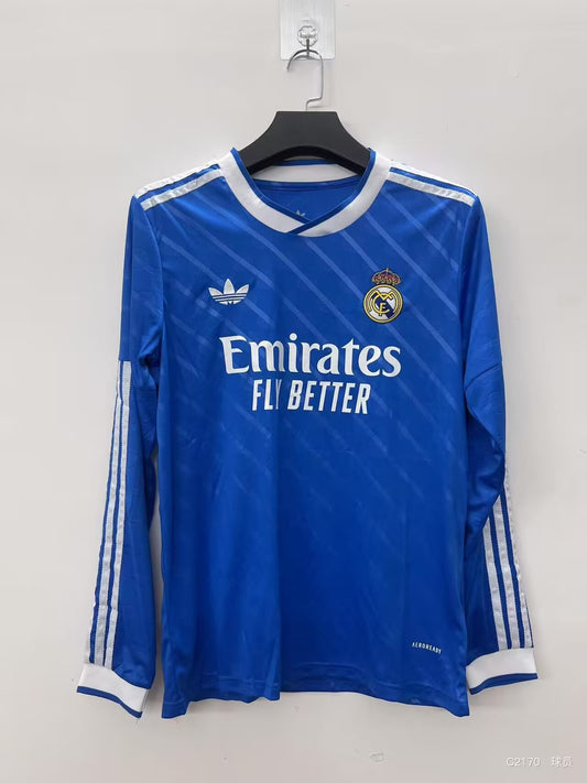 Maillot à manches longues extérieur du Real Madrid version 25/26 pour les supporters