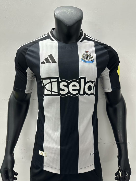 Version Joueur 24/25 Newcastle United domicile