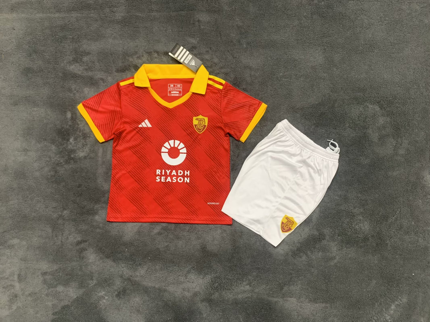 Kits enfants 24/25 Roma Édition commémorative