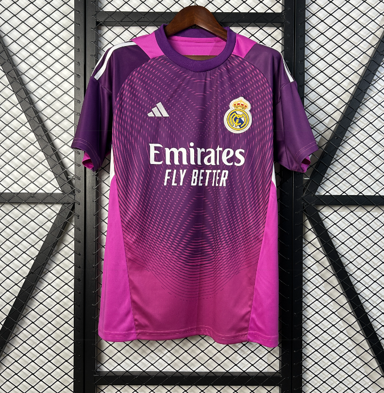 Version Fans 25/26 Gardien de but du Real Madrid