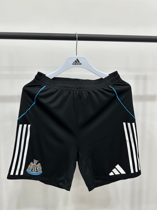 Short domicile Newcastle United version joueur 25/26