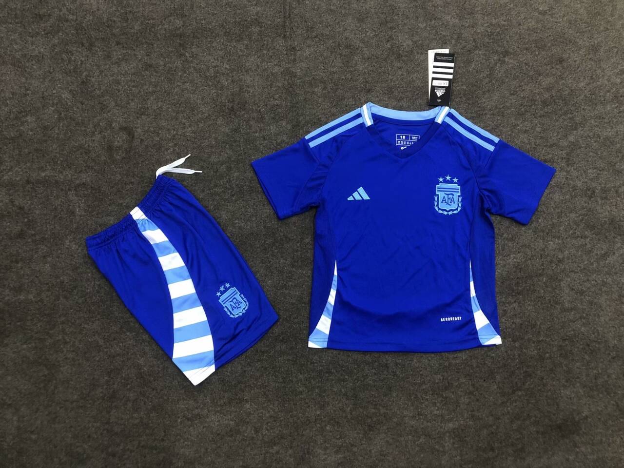 Maillots adultes Argentine extérieur 24/25