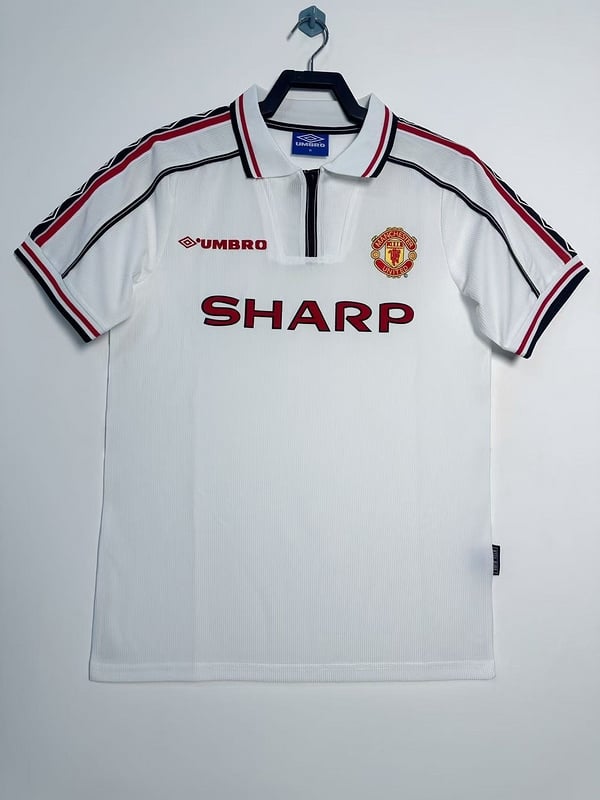 Édition anniversaire rétro 98 de Manchester United