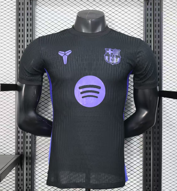 Version Joueur 25/26 Barcelone Noir Violet