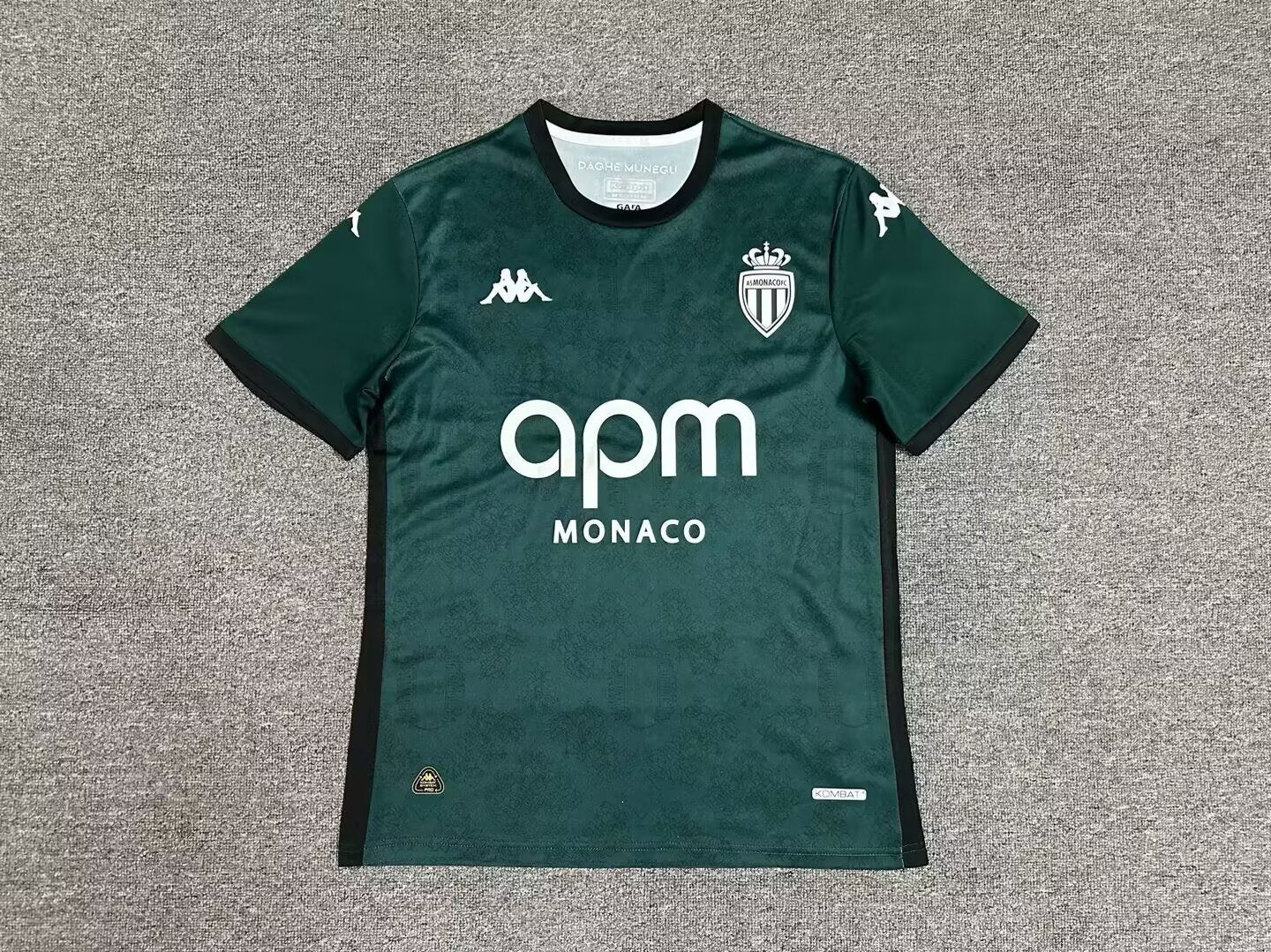 Version supporters 24/25 Monaco à l'extérieur