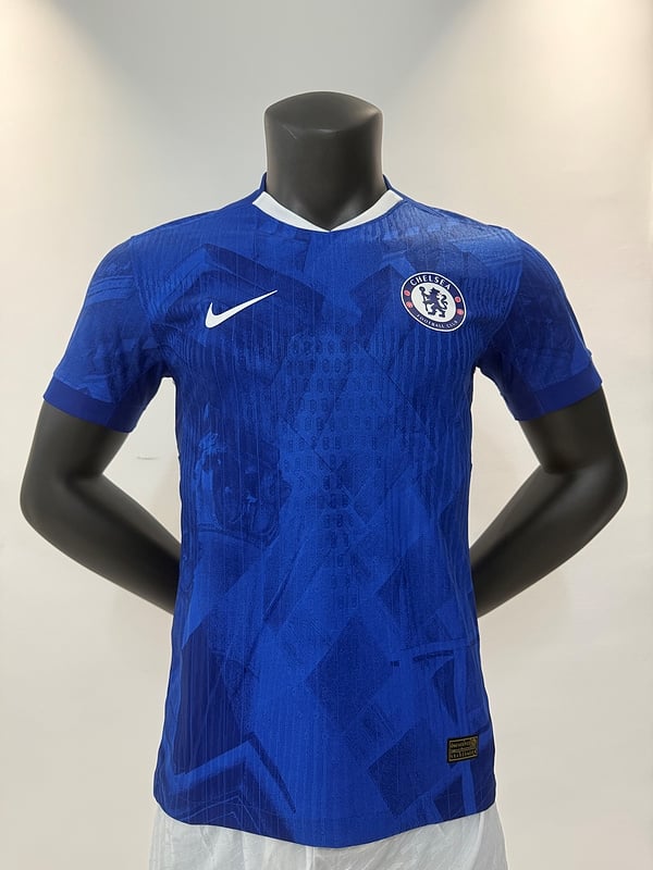 Player Version 25/26  Chelsea home