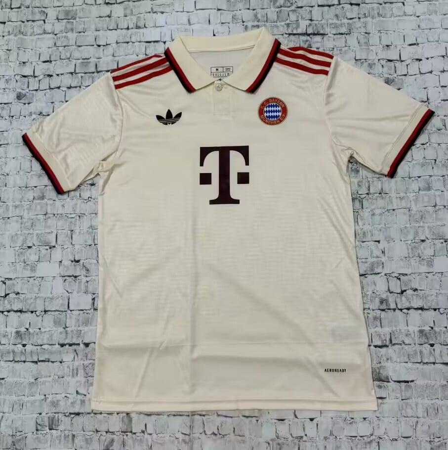 Version supporters 24/25 Bayern troisième extérieur