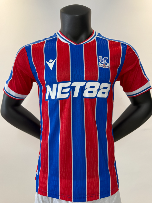 Version joueur 25/26 Crystal Palace à domicile