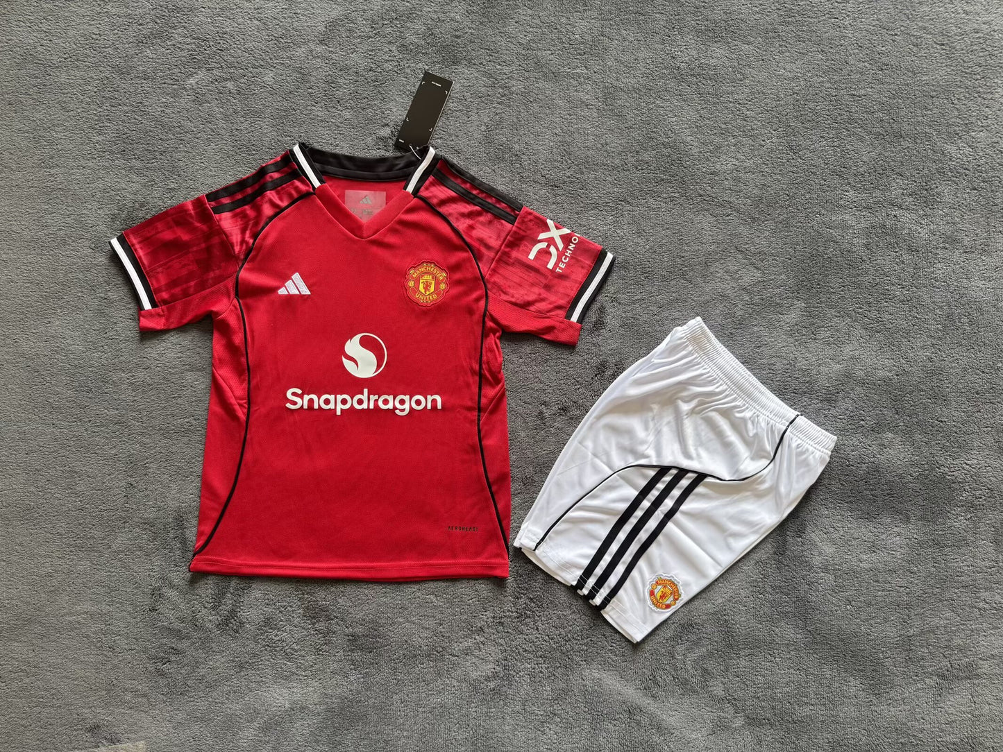 Maillots enfants 25/26 Manchester United domicile