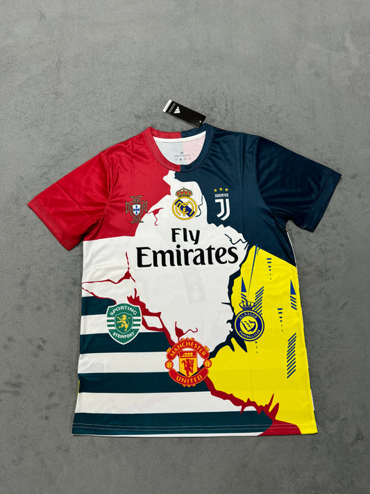 Édition commémorative Cristiano Ronaldo (col rouge et bleu)