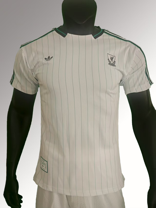 Player Version 25/26 Liverpool Special Edition White