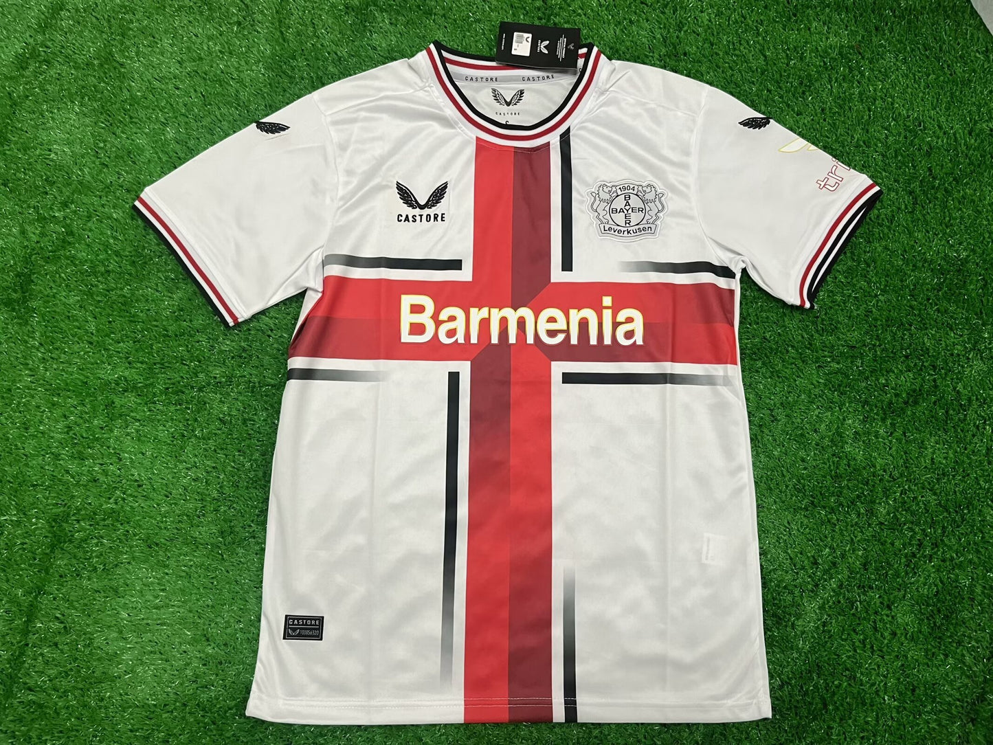 Version supporters 24/25 Leverkusen Extérieur