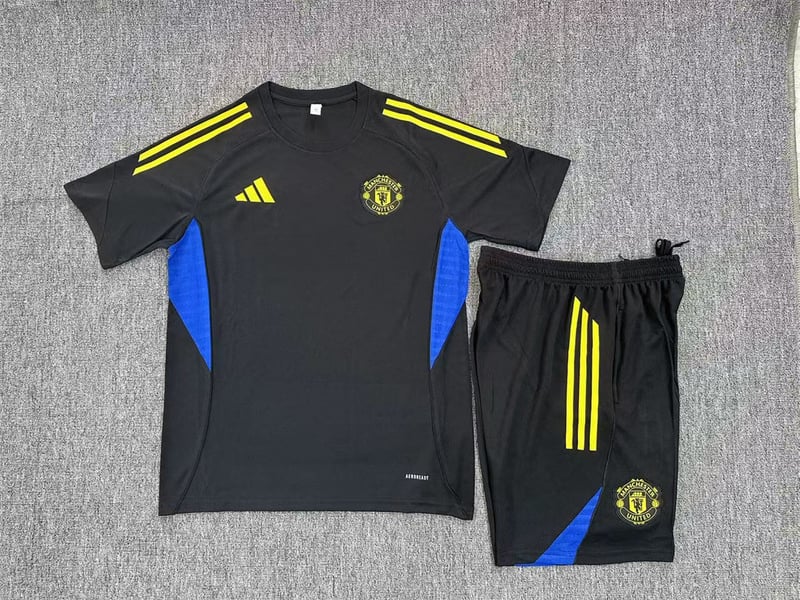 Maillots d'entraînement noirs pour adultes Manchester United 25/26
