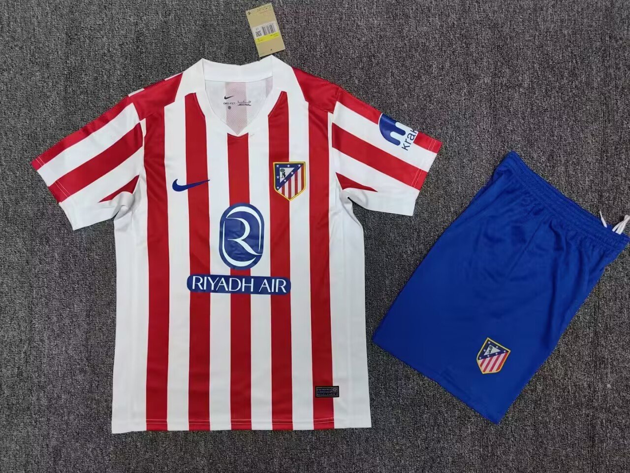 Ensemble adulte Atlético Madrid 25/26
