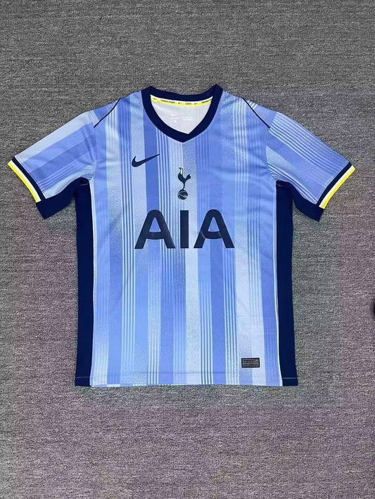 Version supporters 24/25 Tottenham à l'extérieur