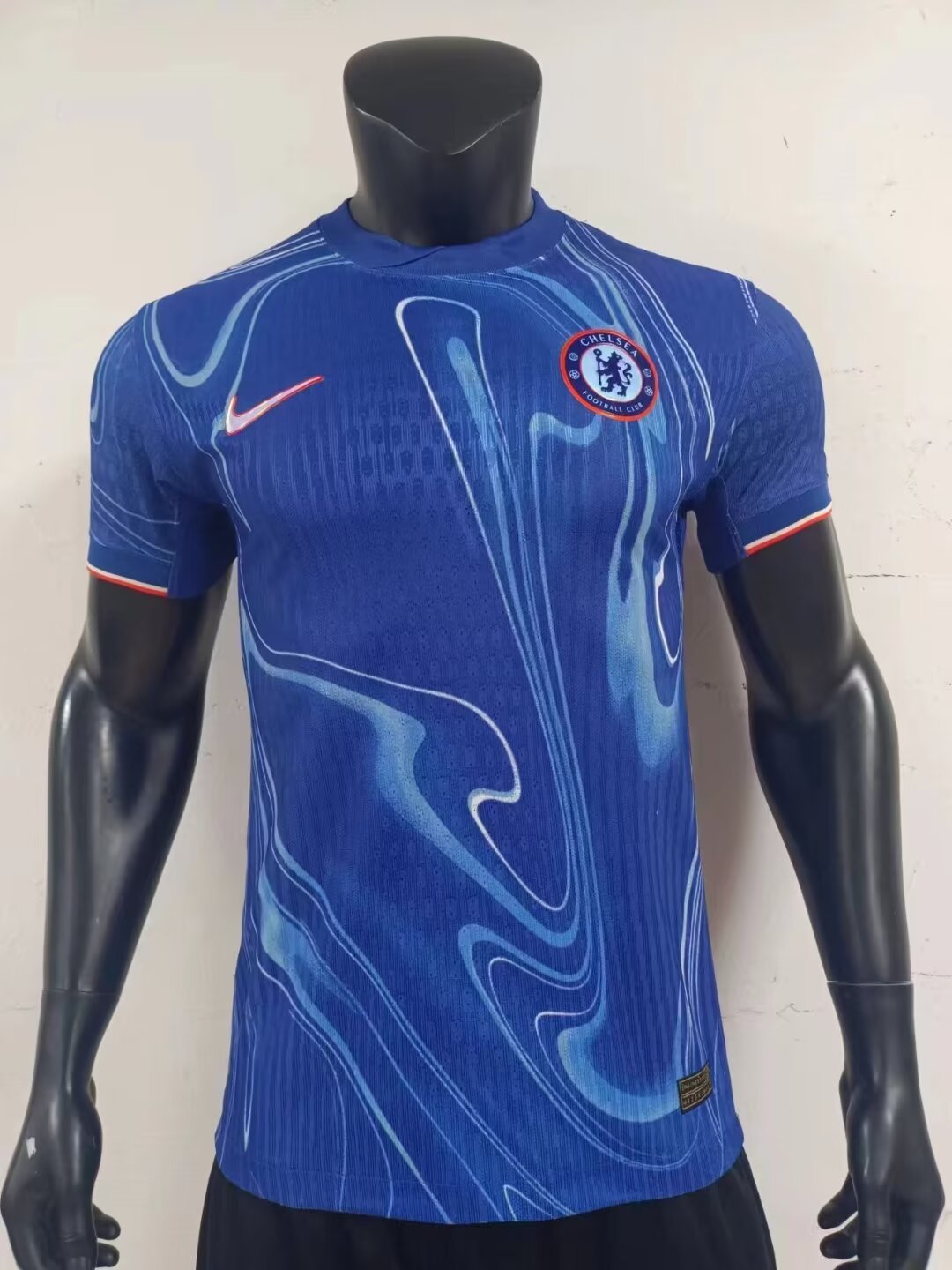 Player Version 24/25 Chelsea home