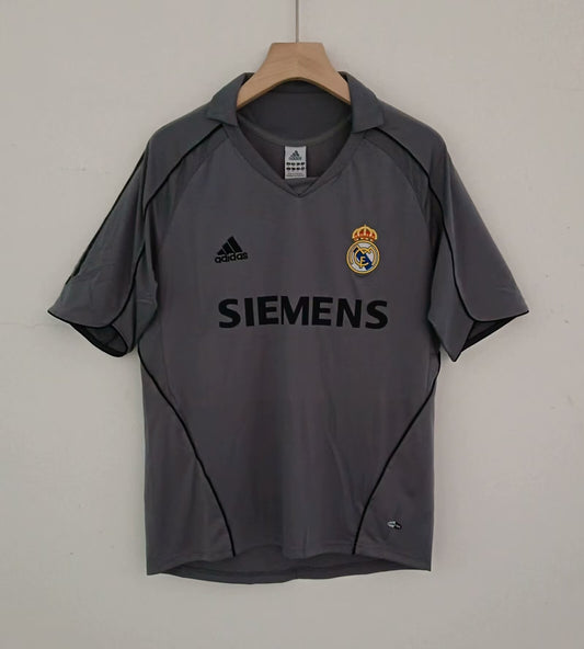 Retro 05-06 Real Madrid Second