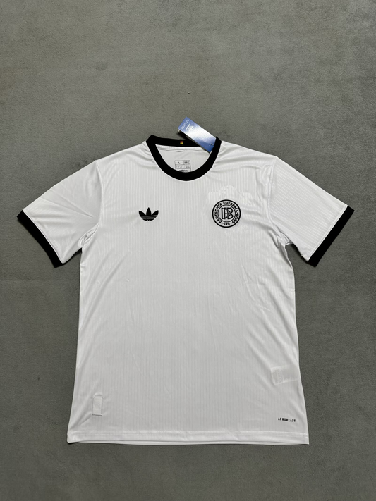 Édition 125e anniversaire de l'Allemagne pour les fans (version 25/26)