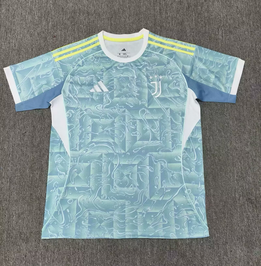 Version supporters 25/26 Juventus extérieur