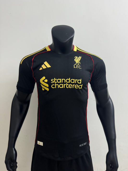 2526Liverpool Joueur noir d'avant-match