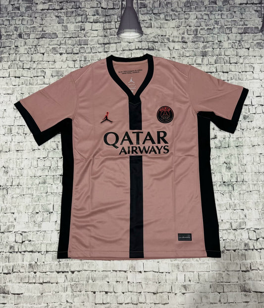 Version supporters 24/25 PSG troisième extérieur