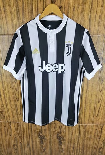 Rétro 17/18 Juventus Domicile