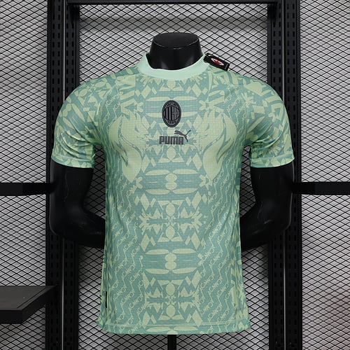 Player Version 24/25 AC Milan Spcial Edition