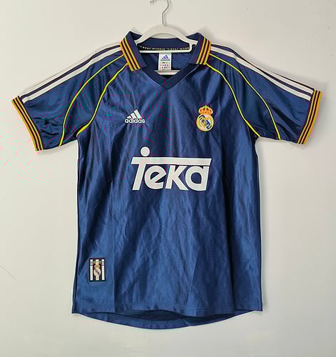 Rétro 98/00 Real Madrid troisième à l'extérieur