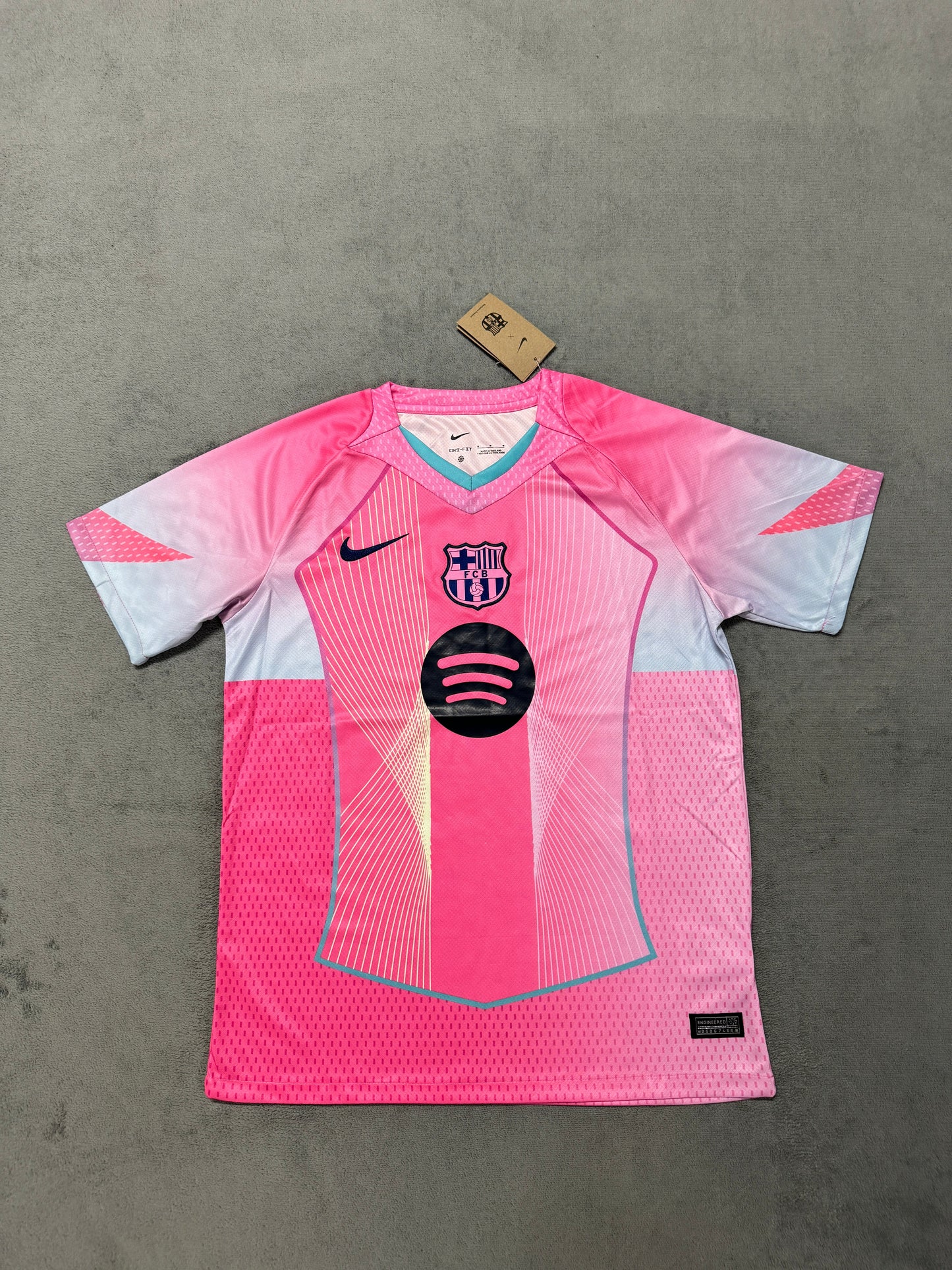 Tenue d'entraînement pré-match Barcelone version fans 25/26 rose