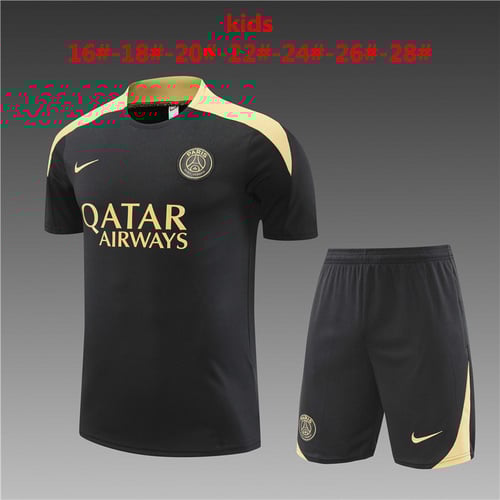 Maillots d'entraînement PSG noir et doré 24/25