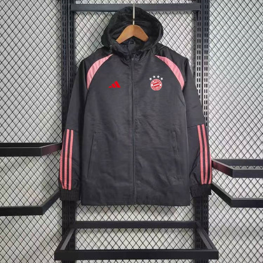 Coupe-vent noir et rose Bayern 24/25