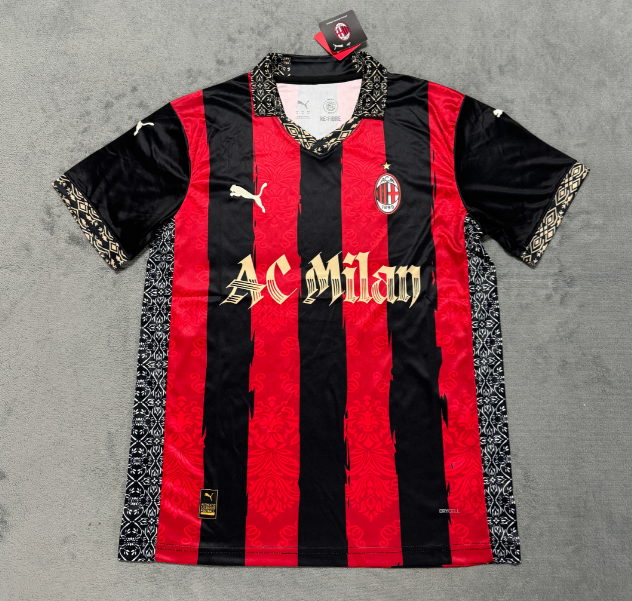 Version Fans 25/26 AC Édition Spéciale Rouge et Noir