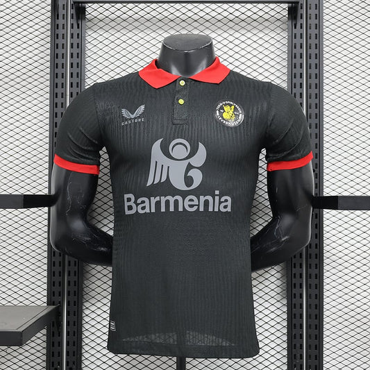 Version joueur 24/25 spéciale Bayer Leverkusen