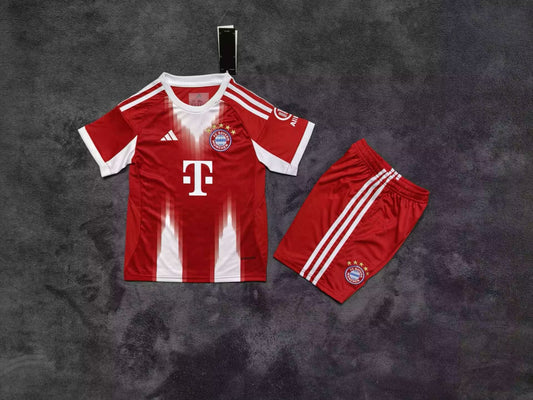 Maillots enfants 25/26 Bayern Domicile