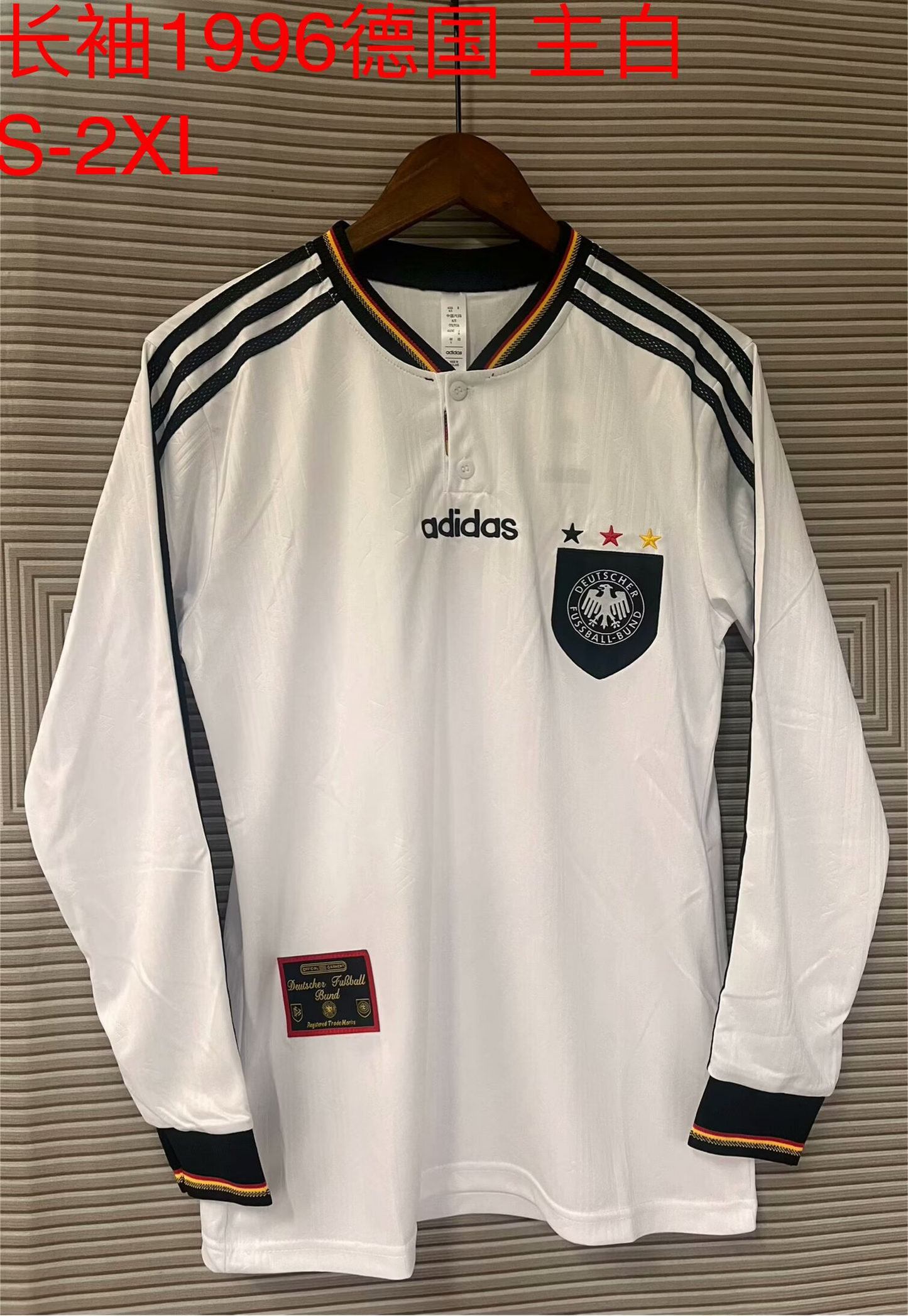 Style rétro allemand à manches longues 1996