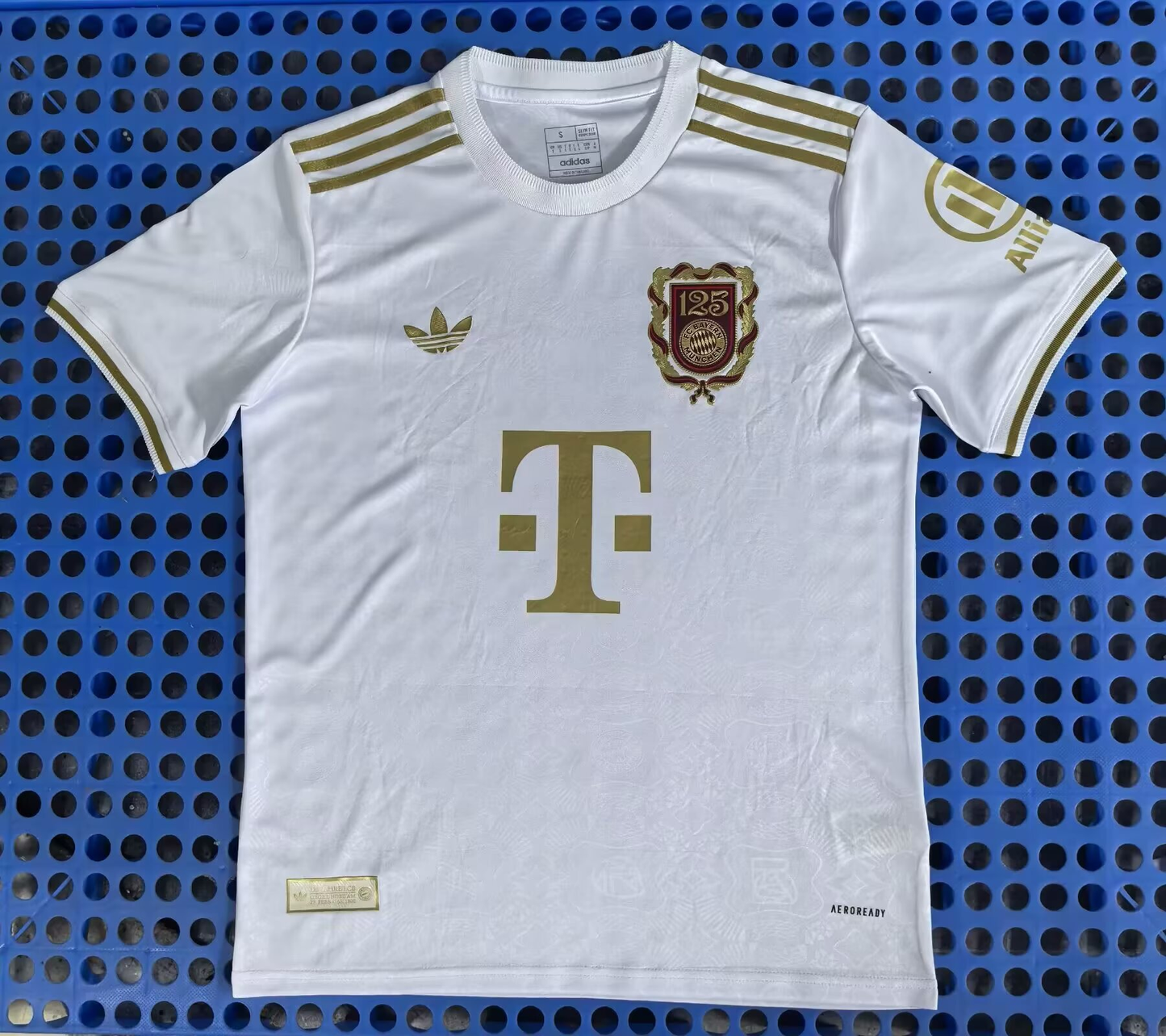 Fans Version 25/26 Bayern MunChen blanc125Édition commémorative