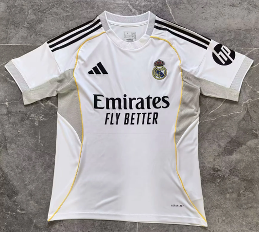 Version supporter 25/26 Real Madrid