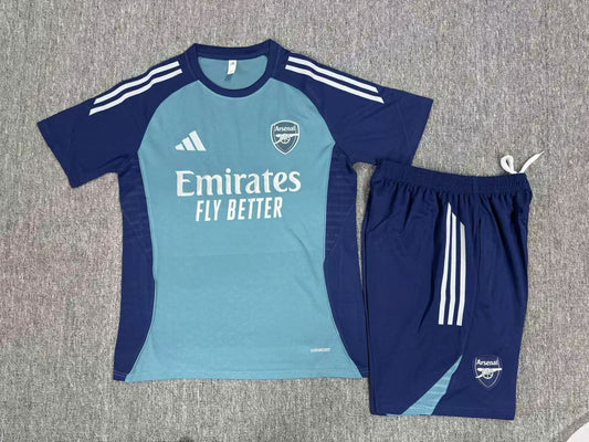25/26Adult short sleeved Arsenal greenTraining Kits