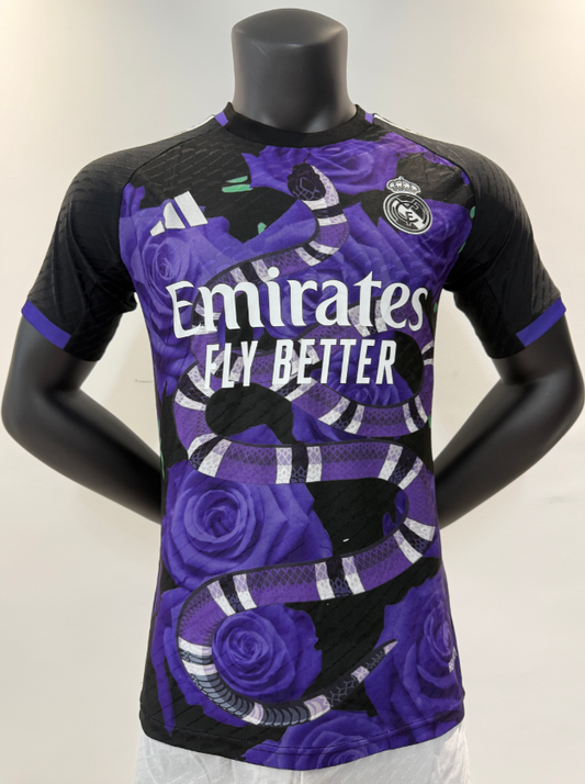 Version Joueur 25/26 Real Madrid Snake Purple Édition Spéciale