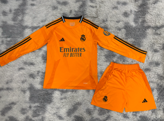 Maillots adultes 24/25 Real Madrid extérieur manches longues
