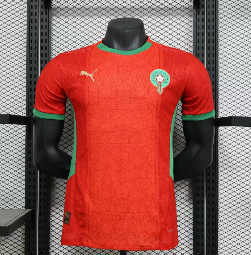 Version Joueur 25/26 Nouveau maillot domicile marocain rouge