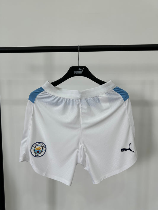 Version joueur 25/26 Manchester City domicile terrain