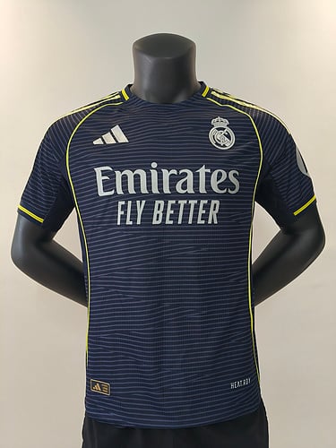 Version Joueur 25/26 Real Madrid extérieur